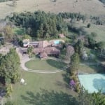 FAZENDA DE ALTO PADRÃO A VENDA NA REGIÃO DE SOROCABA-SP ??   Área Total: 67 Alqueires   Formação: Agricultura e Pecuária   Aproveitamento: 80%    So