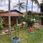 Chácara 986m2 Casa 2 quartos mais sala cozinha e banheiro mais churrasqueira e piscina pomar e vários pé de frutas valor 450 mil . Aceito casa de meno