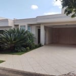 Casa 198m2 no Condomínio Yucatán, 3 Dormitórios Sendo 1 Suíte, Cozinha Americana Planejada, Edícula, Área Gourmet com Churrasqueira e Piscina, 4 Vagas