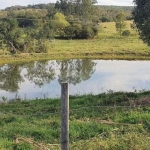 Sítio 1,5 Alqueires, Bom de Água com Açude, Casa Sede, Curral, Horta, Água de Poço, Ótima Localização