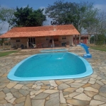 Chácara 35000m2, Casa Sede 180m2, 3 Dormitórios, 1 Suíte, Varanda, Piscina, Barracão para Festa com 140m2, Poço Artesiano, Campo de Futebol