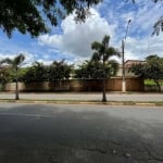 Vende-se ótimo terreno Comercial, ? localizado no Bairro Chácara Junqueira, Tatuí-SP.   Lote Medindo 900m², murado e escriturado.   ?Próximo ao UPA 24h e Prefeitura.  ?Com fácil acesso à Rodovia Antôn