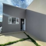 Imperdível oportunidade! Casa à venda em Tatuí-SP, Jardim Santa Rita de Cássia, 2 quartos, 1 sala, 1 banheiro, 1 vaga de garagem.