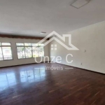 CASA ASSOBRADADA COM 4 DORMITÓRIOS E 1 EDÍCULA E 6 VAGAS- À VENDA- JD. VILA GALVÃO- GUARULHOS-SP