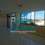 APARTAMENTO DE 197M² NO CENTRO COM 4 QUARTOS (1 SUITE COM CLOSET) E 2 VAGAS COBERTAS