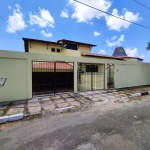 Casa para Venda em Lauro de Freitas, Vilas do Atlântico, 4 dormitórios, 1 suíte, 5 banheiros, 4 vagas