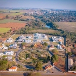 Residencial Moinho Vermelho - Terreno No Moinho Vermelho com muro de arrimo.