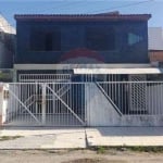 Casa de andar no Ponto Novo, escriturada, excelente para moradia e/ou comércio com entradas independentes!!