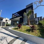 CASA TERREA Á VENDA NO CONDOMINIO GRANJA ANITA COM TERRENO DE 360 M² E 4 SUITES COM ARMARIOS / MOGI DAS CRUZES SP