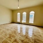 Casa com 3 dormitórios, 210 m² - venda por R$ 950.000,00 ou aluguel por R$ 4.826,05/mês - Taquaral - Campinas/SP