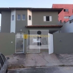 Casa com 3 dormitórios à venda, 185 m² por R$ 900,00 - Vila Capuava - Valinhos/SP