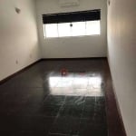 Casa Residencial / Comercial com Salão