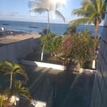 Apartamento em Candeias beira mar