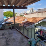 Casa com 176 m2 de terreno em otima localizaçao na regiao da Saude!