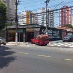 Ponto de Esquina em avenida de alto fluxo de autos e pedestres.