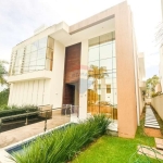 Luxuosa Casa Duplex no Condomínio Ponta Negra Boulevard - Porteira Fechada!