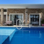 Casa com 4 dormitórios à venda, 172 m² por R$ 800.000,00 - Balneário São João Batista - Peruíbe/SP