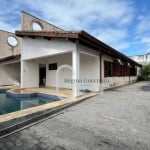 Casa com 4 dormitórios à venda, 249 m² por R$ 900.000,00 - Estância São José - Peruíbe/SP