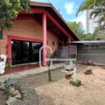 Casa com 4 dormitórios à venda, 272 m² por R$ 930.000,00 - Centro - Peruíbe/SP