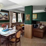 Casa Para Vender com 4 quartos 2 suítes no bairro Grageru em Aracaju