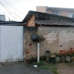 Lote de terreno c/ 1 casa de madeira 3 quartos R$ 230.000. Jardim Natal - Pinheirinho - Curitiba.