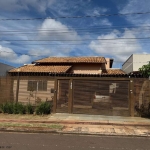 Casa para Venda em Campo Grande, Carandá Bosque, 3 dormitórios, 1 suíte, 2 banheiros, 3 vagas