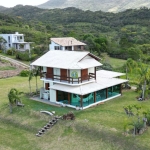 Excelente casa à venda em Areias de Macacú, em Garopaba.