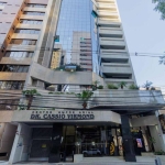 Ampla sala de 108 m² com mezanino, ótima localização à venda por R$ 830.000 - Centro - Curitiba/PR