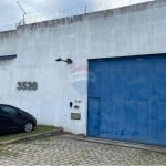 Galpão 4000m² em Guaratiba - Venda Imperdível!