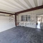 Casa no Jardim Real com 02 dormitórios á 200 metros da praia!!!