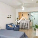 Apartamento com 1 dormitório tipo studio, porteira fechada, completo! 1 vaga coletiva, portaria 24h na quadra da praia. Boqueirão - Santos/SP