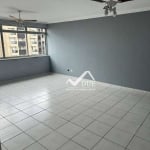 Apartamento com 3 dormitórios sendo 1 suite e dep completa deempragada na quadra da praia à venda, 137 m² por R$ 790.000 - Gonzaga - Santos/SP