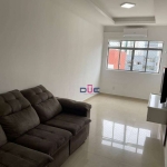 Apartamento amplo na Vila Matias, andar alto de frente com 3 quartos.