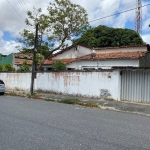 Vende  Casa ótima localização no bairro de Fátima