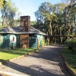 Casa com 2 quartos à venda na Cerejeira, 210, Carniel, Gramado