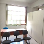 Sala comercial | Bairro Centro Histórico | 75m² priv | 1 banheiro | Portaria  | Elevador | &lt;BR&gt;&lt;BR&gt;Sala comercial em excelente localização ( Próximo ao Cais Maua, Mercado Publico, restaura