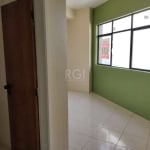 Conjunto comercial de 4 salas sendo 1 com divisória  para alugar no bairro Azenha, 2º andar com recepção, 70m² de área privativa. 2° andar.  copa. depósito, posição solar Norte. piso cerâmica. fundos.