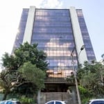 Conjunto comercial no Centro de Porto Alegre. Com vaga rotativa.  Área privativa 145,00m². Edifício possui 4 elevadores, ar condicionado central, portaria 24 horas, bicicletário e espaço para motos.&l