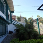 Excelente casa a venda no bairro santa tereza, com 4 dormitórios sendo 2 suítes, onde uma delas se encontra completamente independente inclusive com a possibilidade de configurar um apartamento anexo 