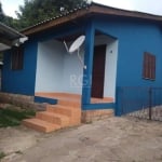 Casa à venda na Vila Conceição, Porto Alegre&lt;BR&gt;&lt;BR&gt;Ótima oportunidade de investimento! Casa com 2 quartos, 1 banheiro, 3 vagas de garagem e churrasqueira. Localizada na Rua Padre Joao Bat