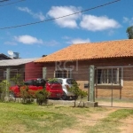 OPORTUNIDADE!!! &lt;BR&gt;&lt;BR&gt;Excelente casa totalmente mobiliada no bairro Belém Novo, inclusive com eletrodomésticos, em estilo rústico, em conceito aberto e com pé direito alto (05 metros).&l