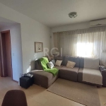 Apartamento  com 2 dormitórios, sendo 1 suíte, sala 2 ambientes, cozinha , área social separada e água quente. .Todas as peças amplas com boa luminosidade e orientação solar. Não possui elevador são 2