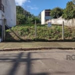 Ótimo terreno à venda em Vila Nova, Porto Alegre. &lt;BR&gt;Possui uma área total de 295.69m², com topografia aclive, vista para o Guaíba. &lt;BR&gt;Ótima oportunidade para construir a casa dos seus s