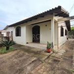 Casa | 2 quartos | 90,36m2 | 6 vagas | Bairro Passo das Pedras&lt;BR&gt;&lt;BR&gt;Casa à venda na Rua Sezefredo Ignacio de Oliveira, localizada no tranquilo bairro Passo das Pedras, em Porto Alegre. C