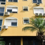 APARTAMENTO 3 DORMITÓRIOS, LIVING COM VISTA PANORÂMICA, BANHO SOCIAL, PRIVATIVO E AUXILIAR,&lt;BR&gt;FICA NO QUARTO ANDAR MAS POSSUI ENTRADA LATERAL FICANDO UM ANDAR E  MEIO. GARAGEM ESCRITURADA PARA 