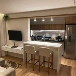 Vende-se excelente apartamento, decorado por arquiteto, 2 dormitório, living 02 ambientes com  rebaixamento em gesso, vista perene, ensolarado, cozinha impecável, banheiro social e área de serviço ind