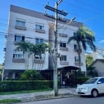 Apartamento no bairro Teresópolis, com 78m² privativos, de 3 dormitórios, infra e vaga para carro coberta, possui living amplo para 2 ambientes com sala de estar e sala de jantar, banheiro social, lav