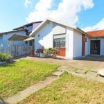 Casa 5 dormitórios, 1 suíte, 2 vagas de garagem, no bairro Camaquã, Porto Alegre/RS.       &lt;BR&gt;&lt;BR&gt;Casa no bairro Camaquã, de esquina, excelente para ser também um ponto comercial. &lt;BR&