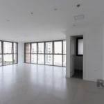 Excelente sala comercial com cerca de 52,55m² privativos, lavabo e 1 vaga de estacionamento rotativa e coberta. Possuí piso e gesso instalados.&lt;BR&gt;&lt;BR&gt;No coração da Zona Sul, o MW traz evo