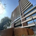 EXCLUSIVIDADE&lt;BR&gt;Apartamento com 143 m² privativos, possui 3 suítes, (sendo 1 máster), living, cozinha, dependência de empregada, lavabo, 143 m² de área privativa, 2 vagas de garagem.&lt;BR&gt;&